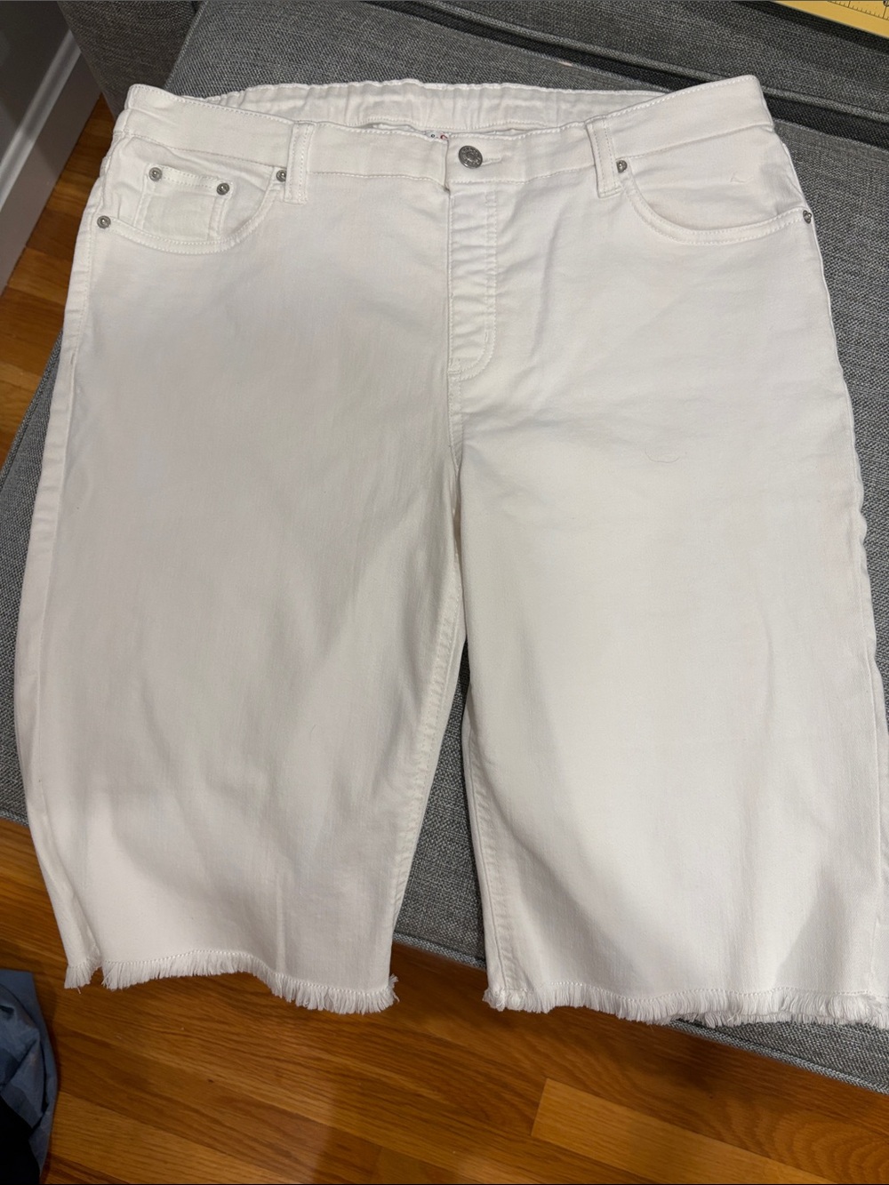 Denim&Co White Women's Denim Cutoff Bermuda  Shorts